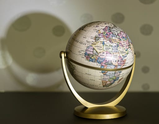 Kairos Course: globe